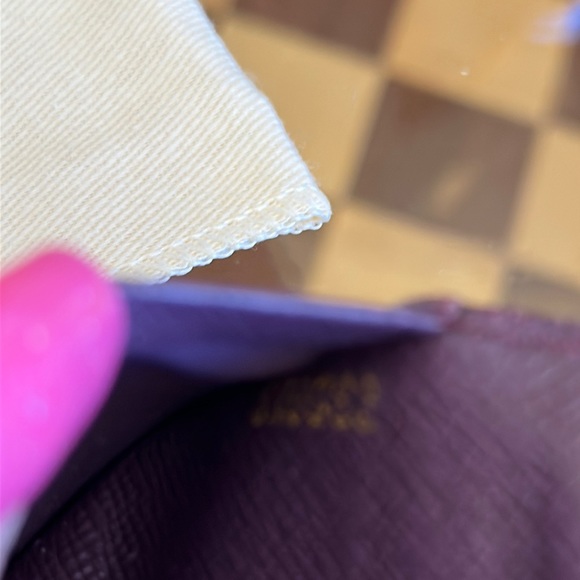 HOST PICK Louis Vuitton Epi Yellow Tresor Wallet with Dustbag, Box, Bag, Ribbon - Picture 12 of 15